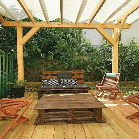 Apartment Awesome In With 2 Bedrooms And Wifi *