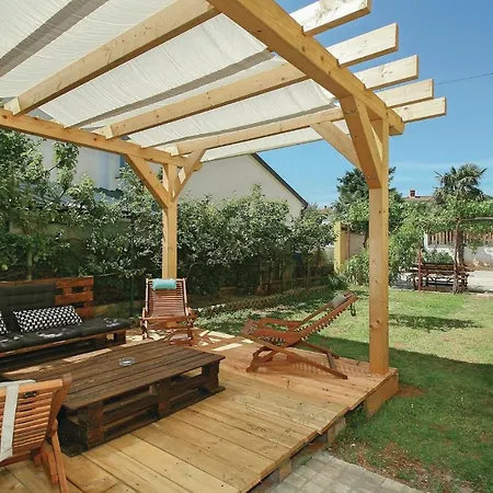 Awesome In With 2 Bedrooms And Wifi Appartement